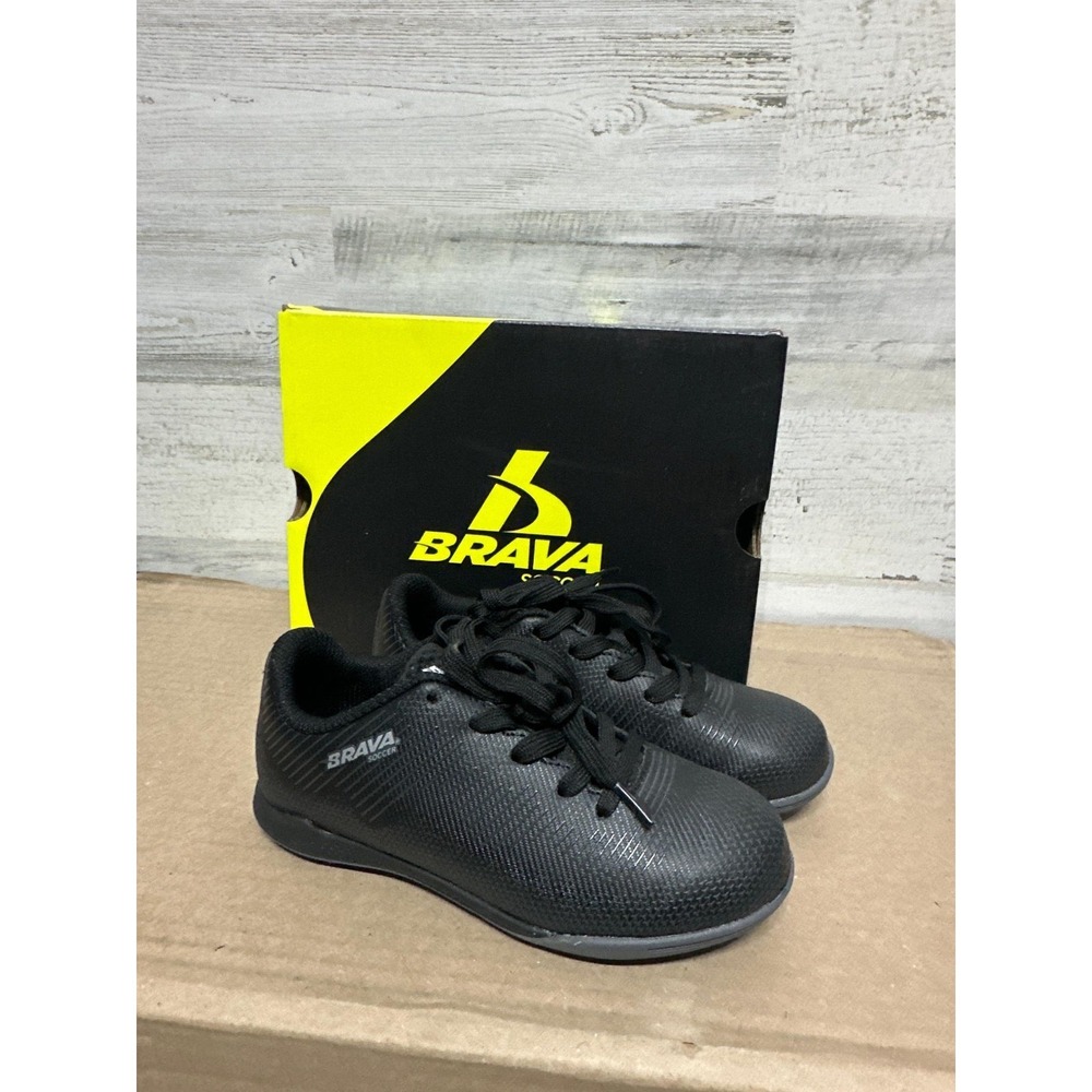 Brava Soccer Exempt Turf 2.0 Kids Size 13 Black Athletic Cleats NWT